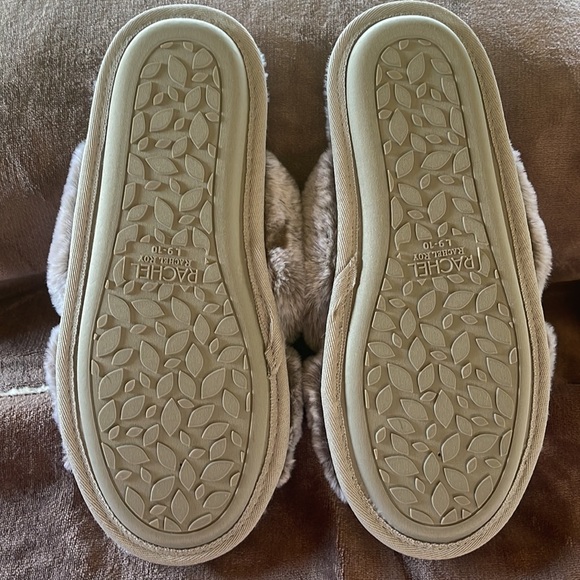 Rachel Ray Roy Cody Faux-Fur Crossband Slippers - Picture 3 of 5